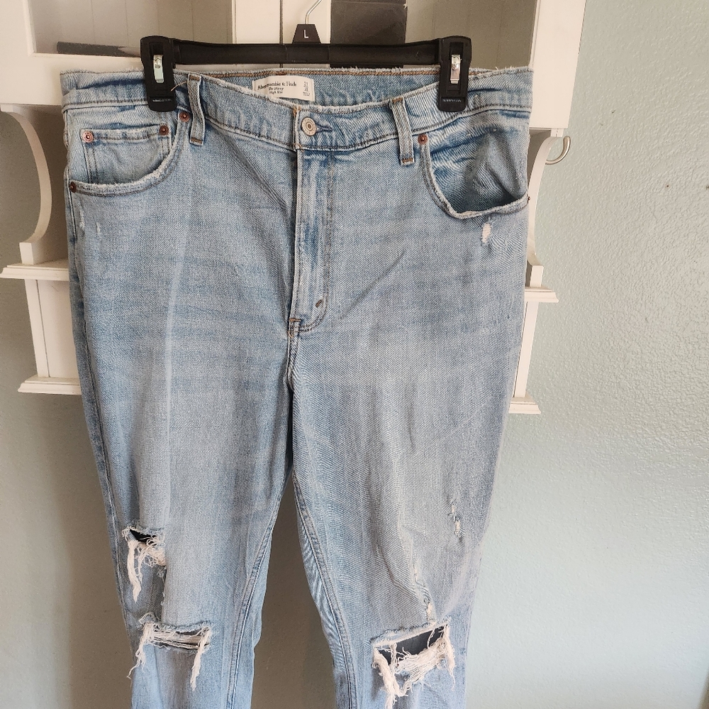Abercrombie The Skinny High Rise size 33/16 jeans